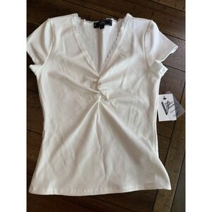 Vibe Sportswear White Ribbed T Shirt With Lace V Neck‎ Size Small NWT